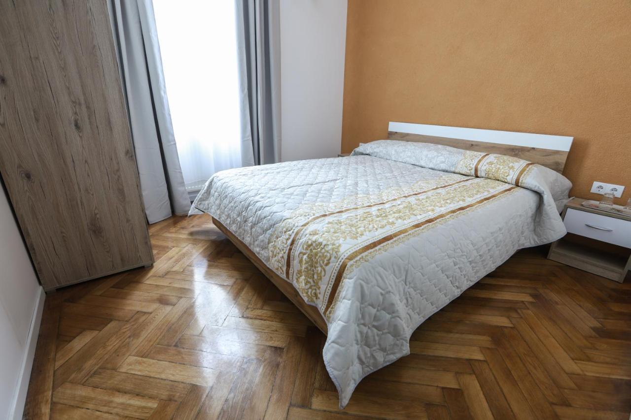Floasiu Residence Guesthouse Sibiu Exterior photo