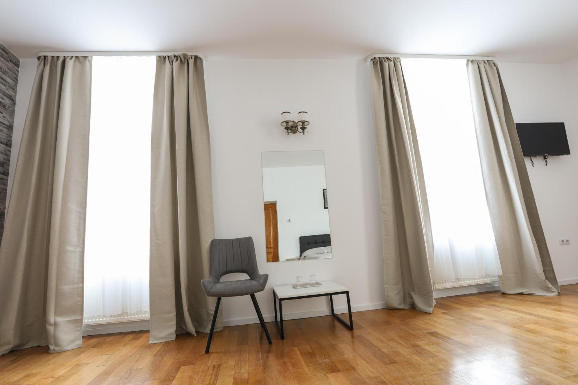 Floasiu Residence Guesthouse Sibiu Exterior photo